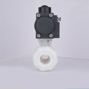 Automated high-purity PVDF ball valve equipped with a double-acting actuator, ensuring zero ion leaching for semiconductor UPW (Ultrapure Water) systems.