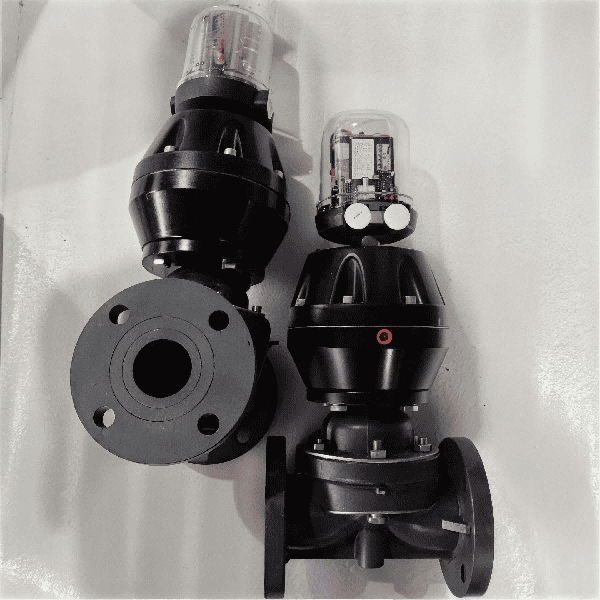 Pneumatic actuated UPVC flanged diaphragm valve with a heavy-duty linear actuator for general water treatment and chemical pipelines